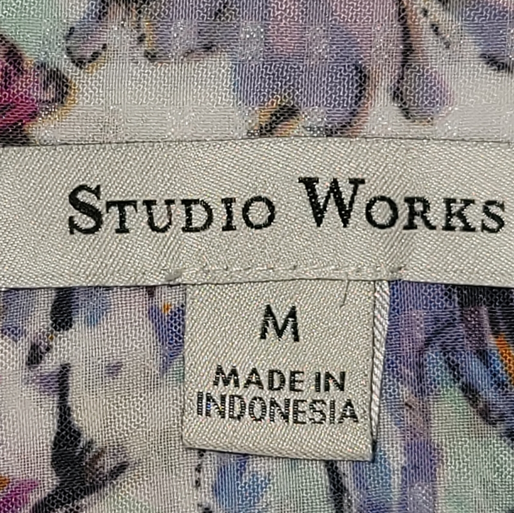 Floral Button-Up Top/Shacket - Picture 5 of 5